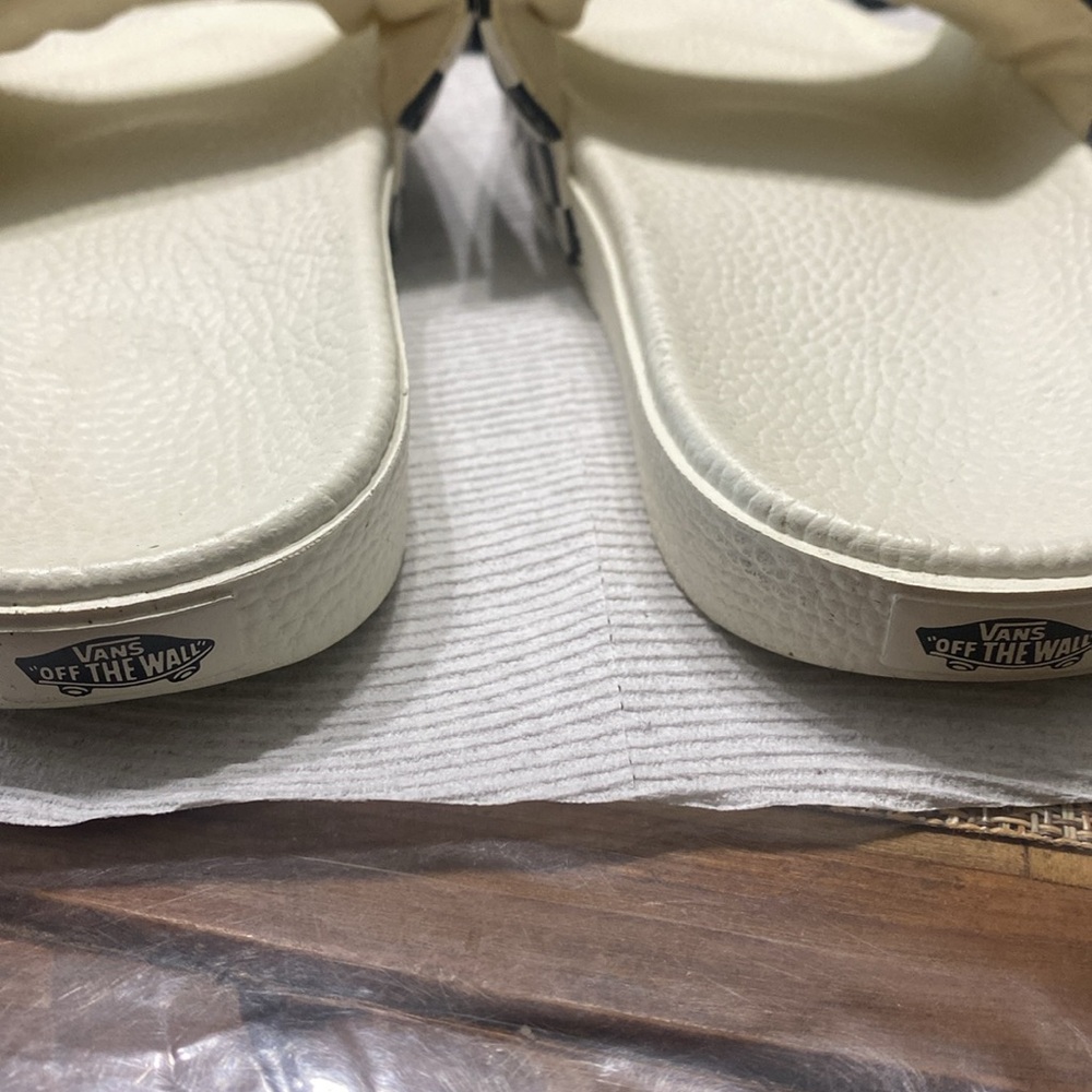Vans Checkered Slides and Fanny Pack Set - Picture 2 of 7
